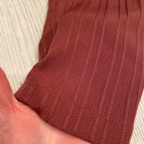 Button-Up Dress - Picture 4 of 10